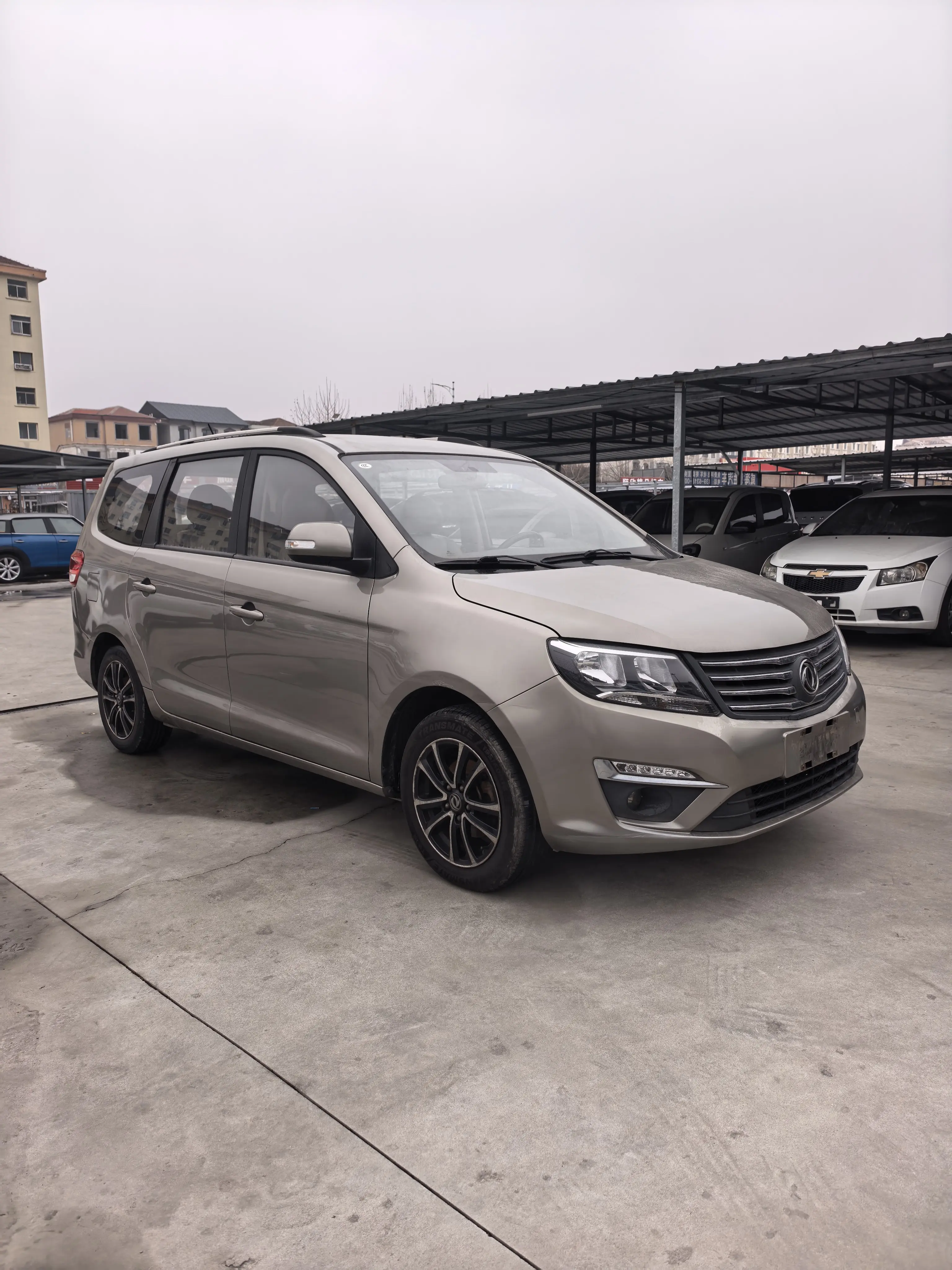 Forthing Fengxing S500  из Китая