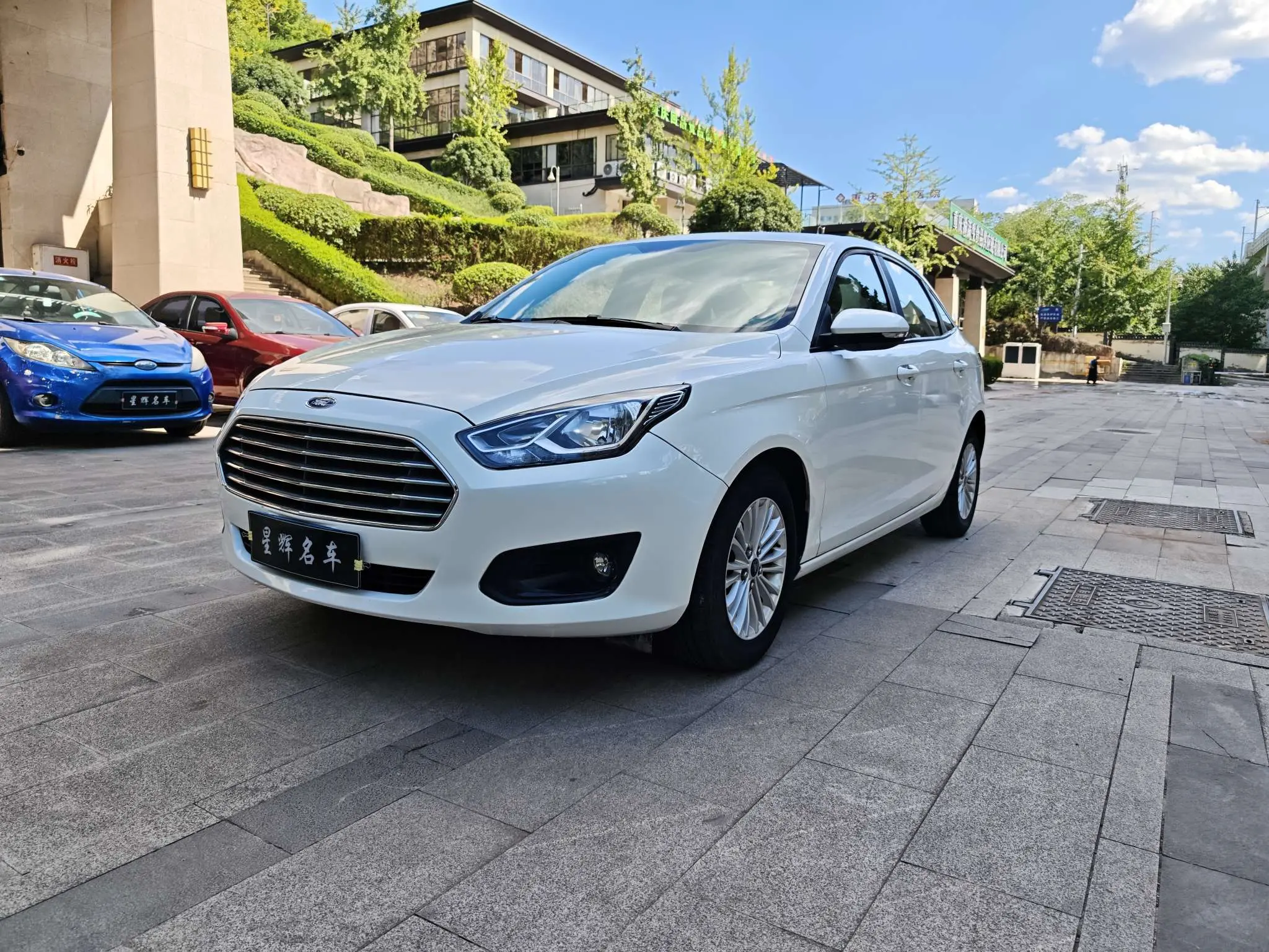 Ford Forrest  из Китая