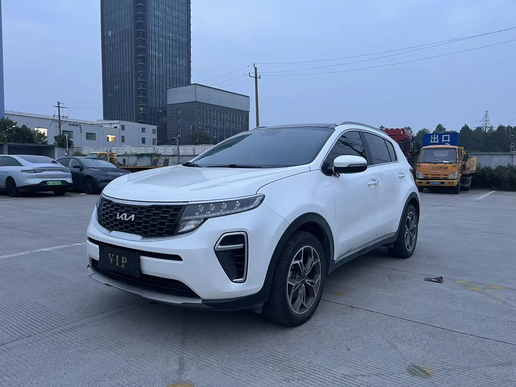 Kia KX5  из Китая