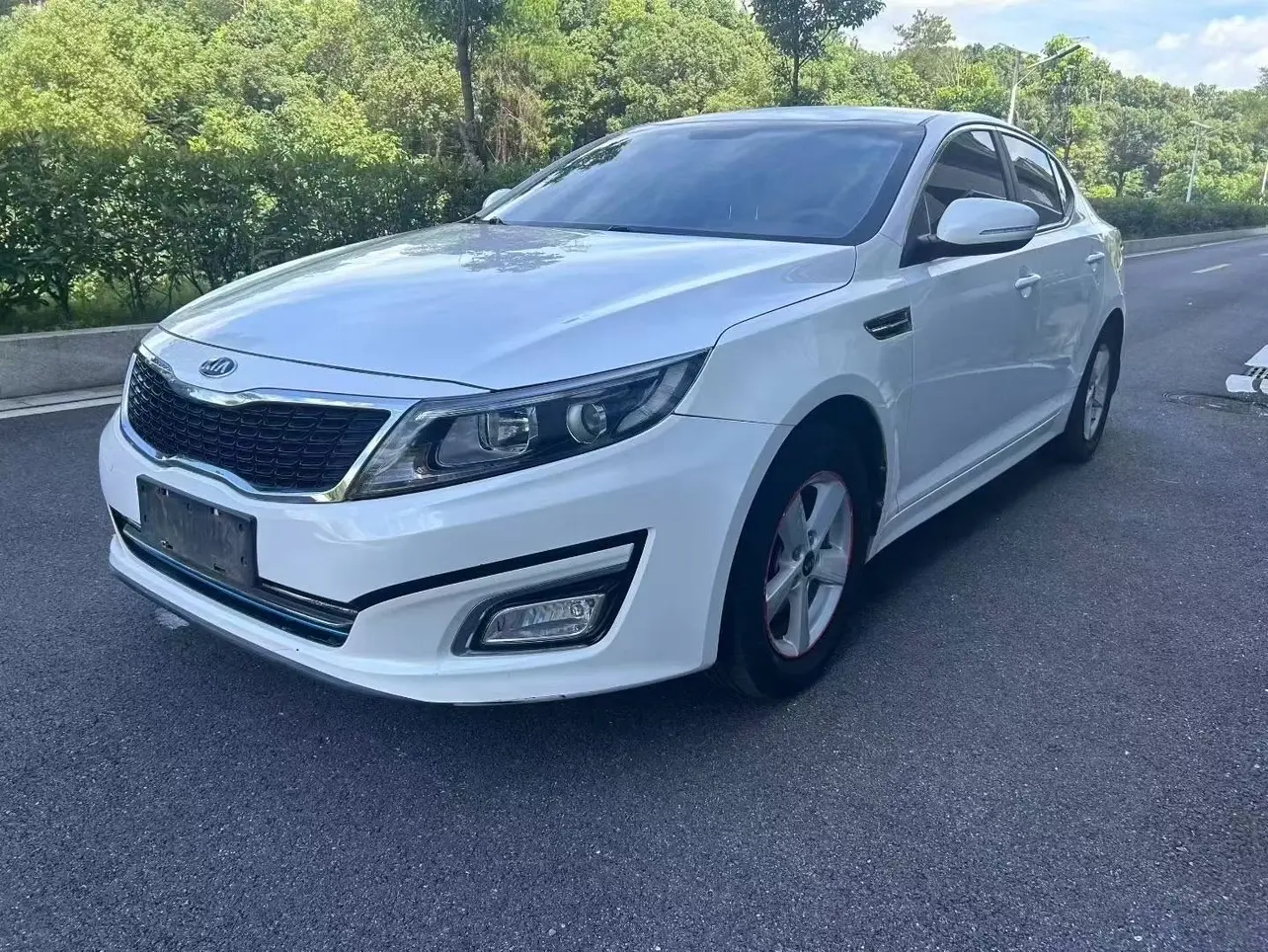 Kia K5  из Китая