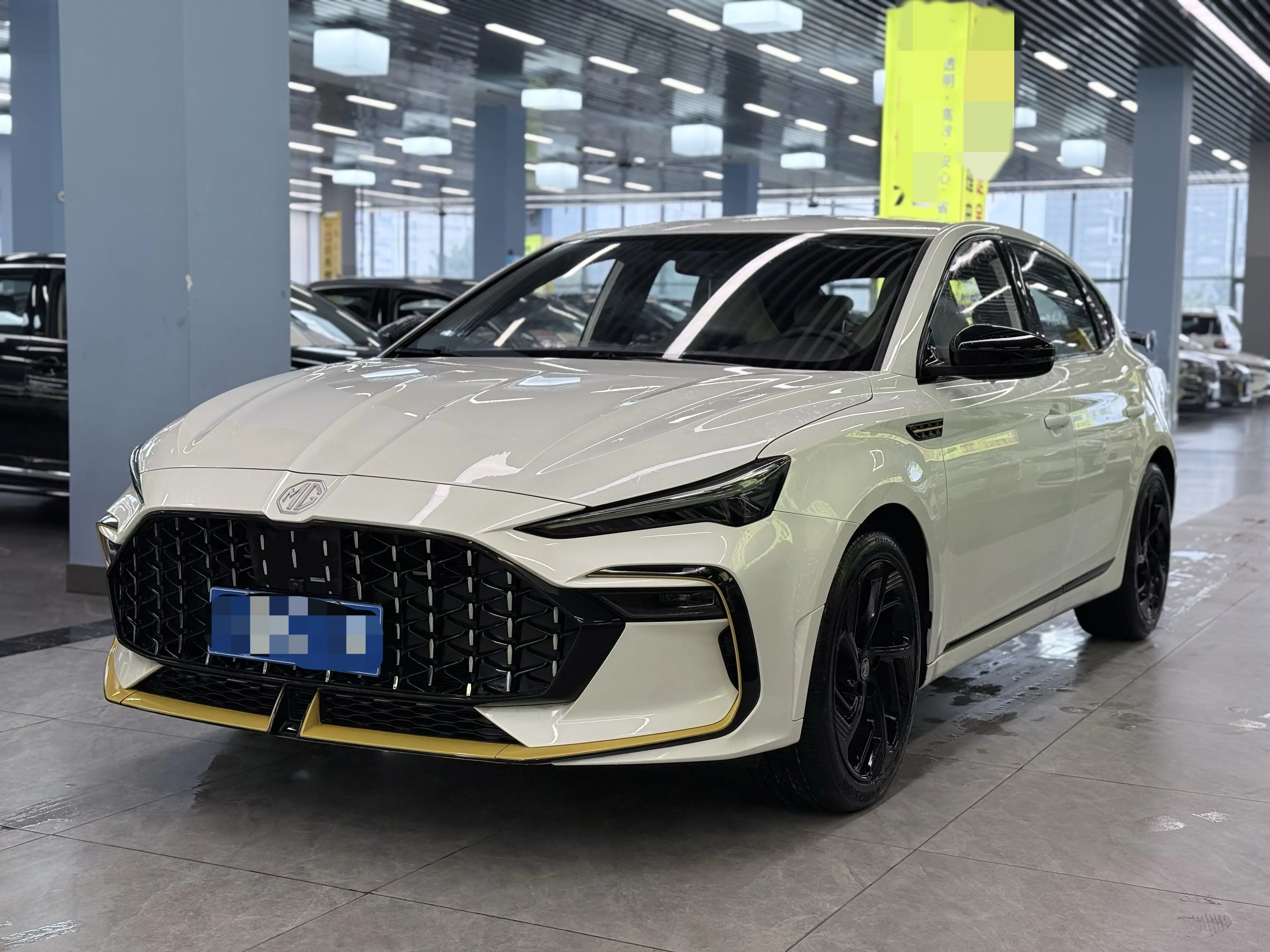 MG 6  из Китая