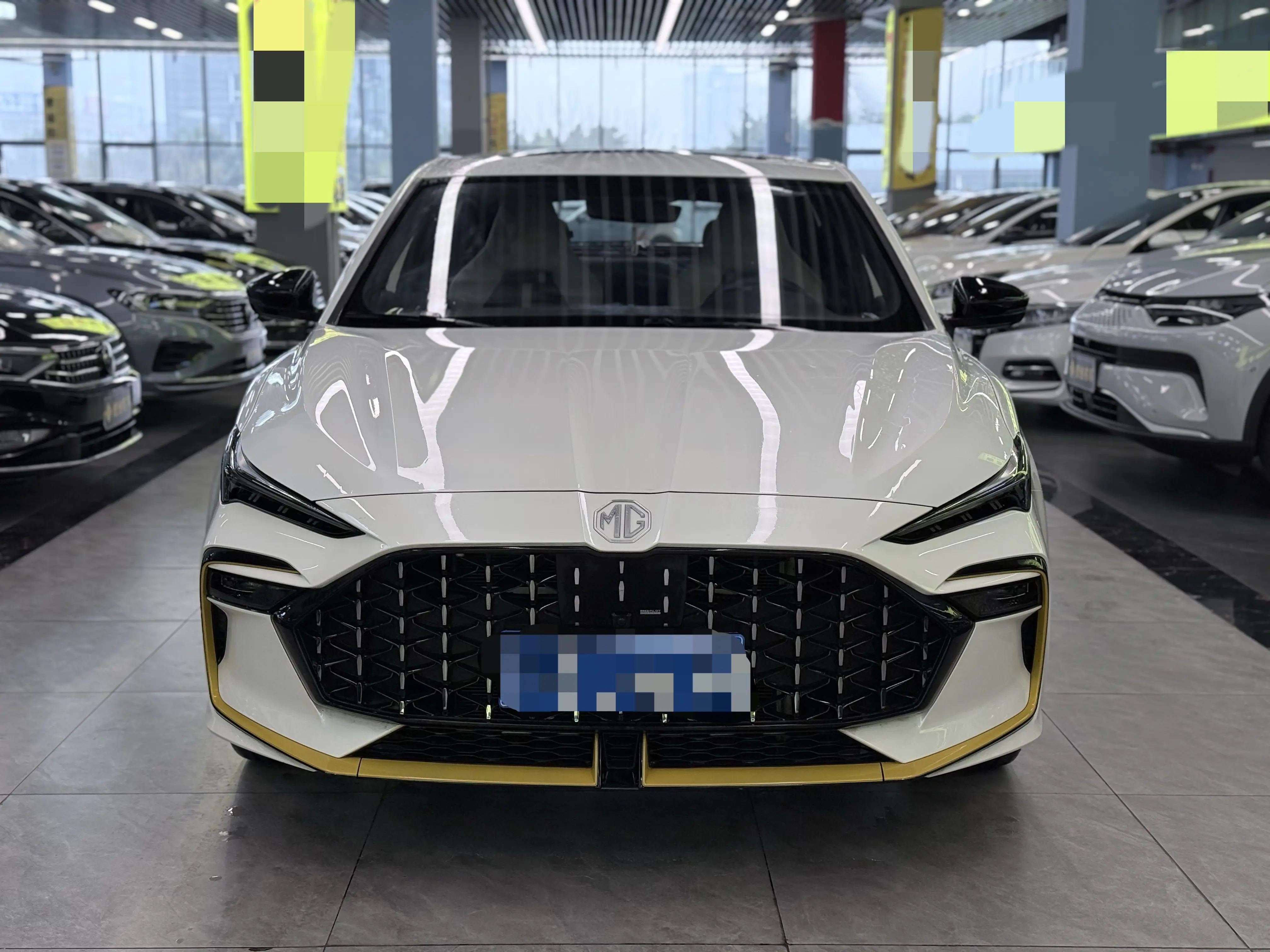 MG 6  из Китая