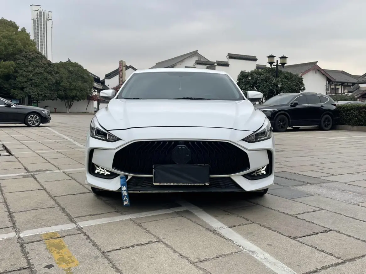 MG 5  из Китая