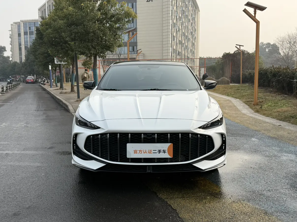 MG 5  из Китая