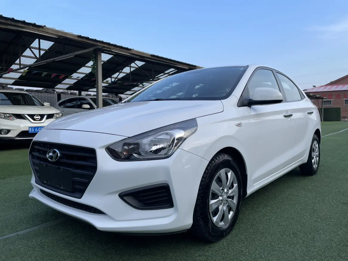 Hyundai Verna (Rena)  из Китая