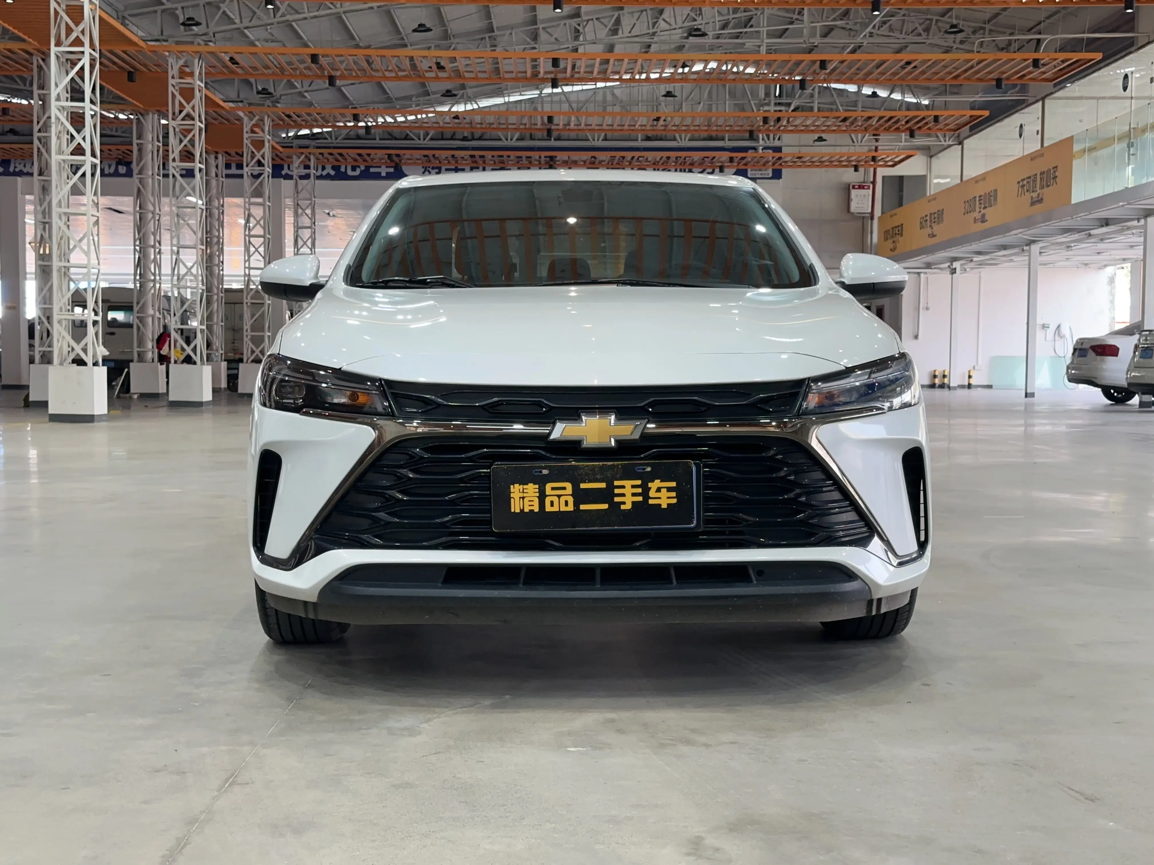 Chevrolet Monza (Cruze)  из Китая