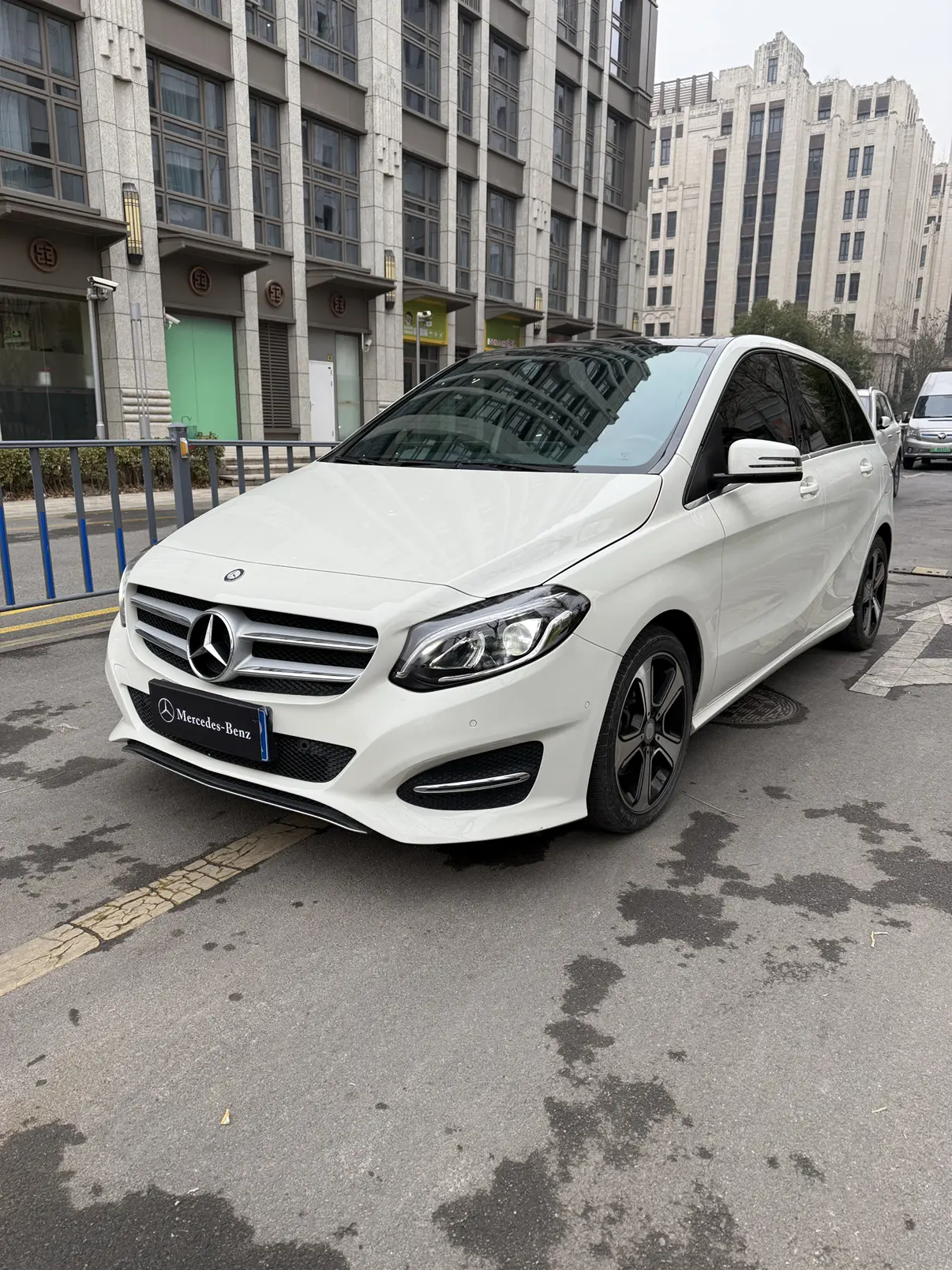 Mercedes-Benz Mercedes Benz B Class  из Китая