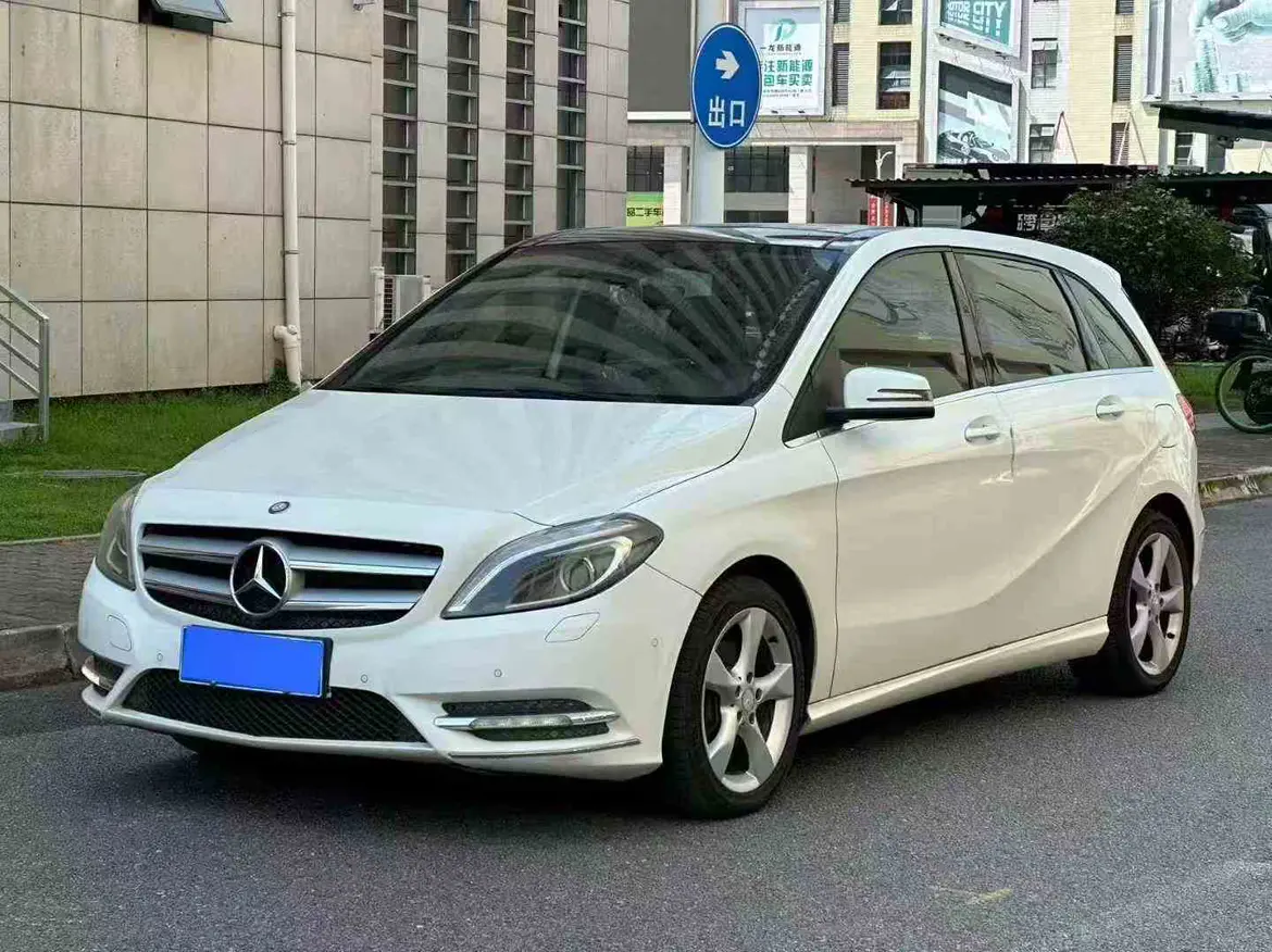 Mercedes-Benz Mercedes Benz B Class  из Китая