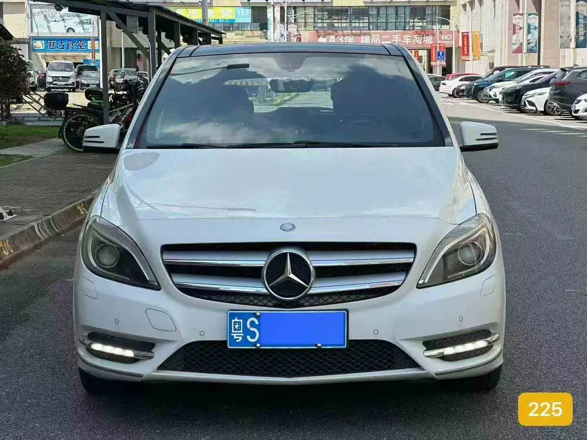 Mercedes-Benz Mercedes Benz B Class  из Китая