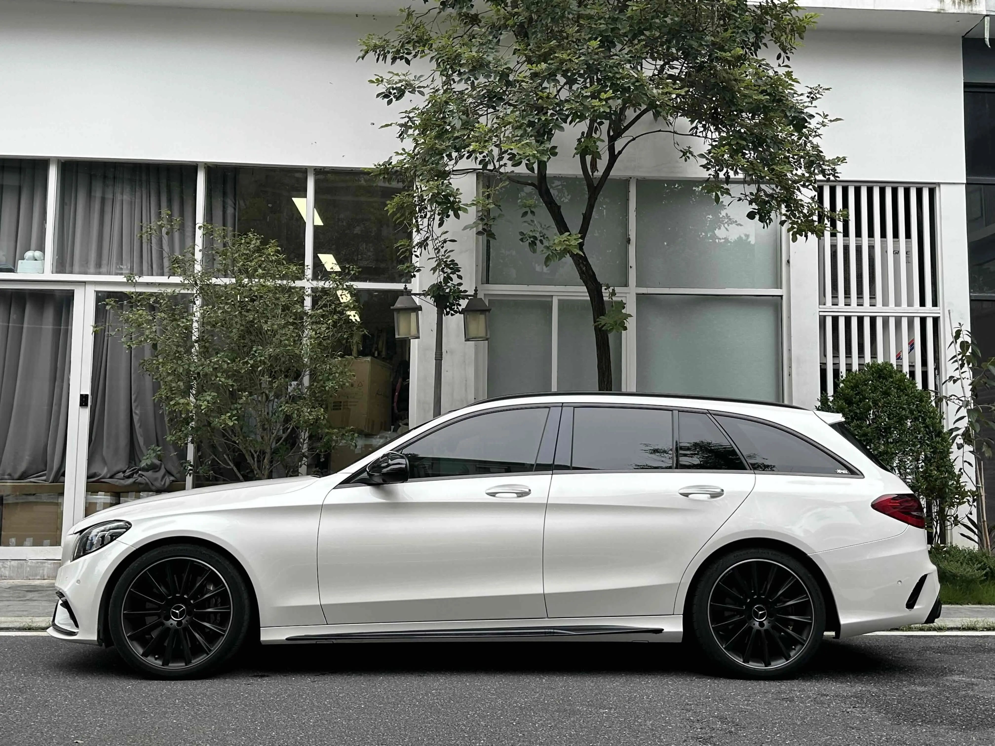 Mercedes-Benz C-Class AMG  из Китая