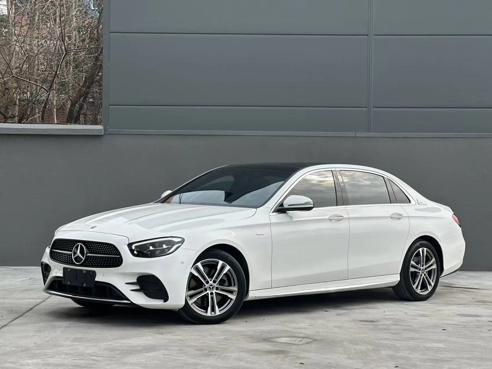 Mercedes-Benz E-Class  из Китая