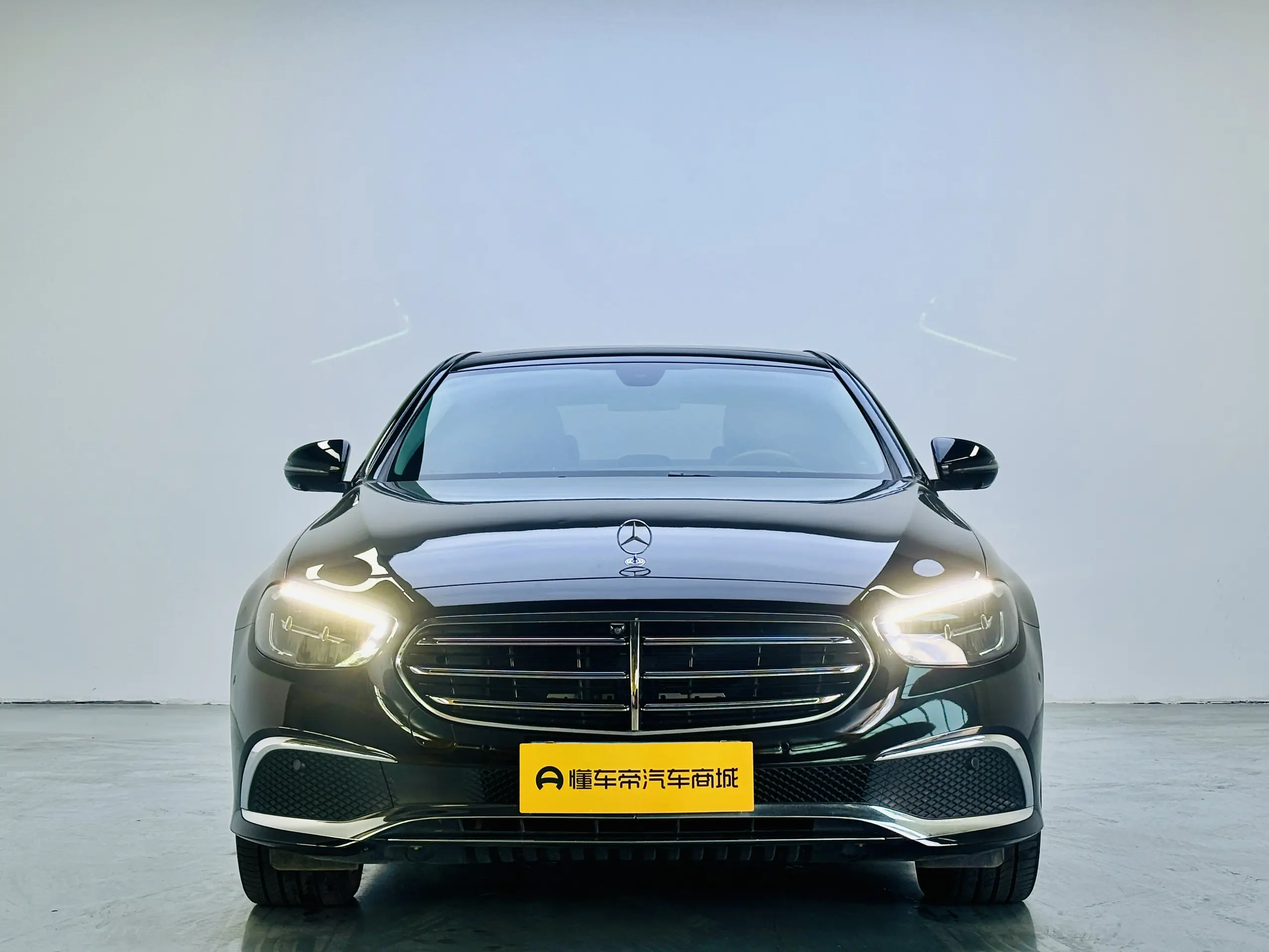 Mercedes-Benz E-Class  из Китая