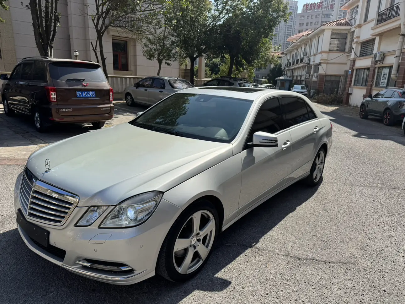 Mercedes-Benz E-Class  из Китая