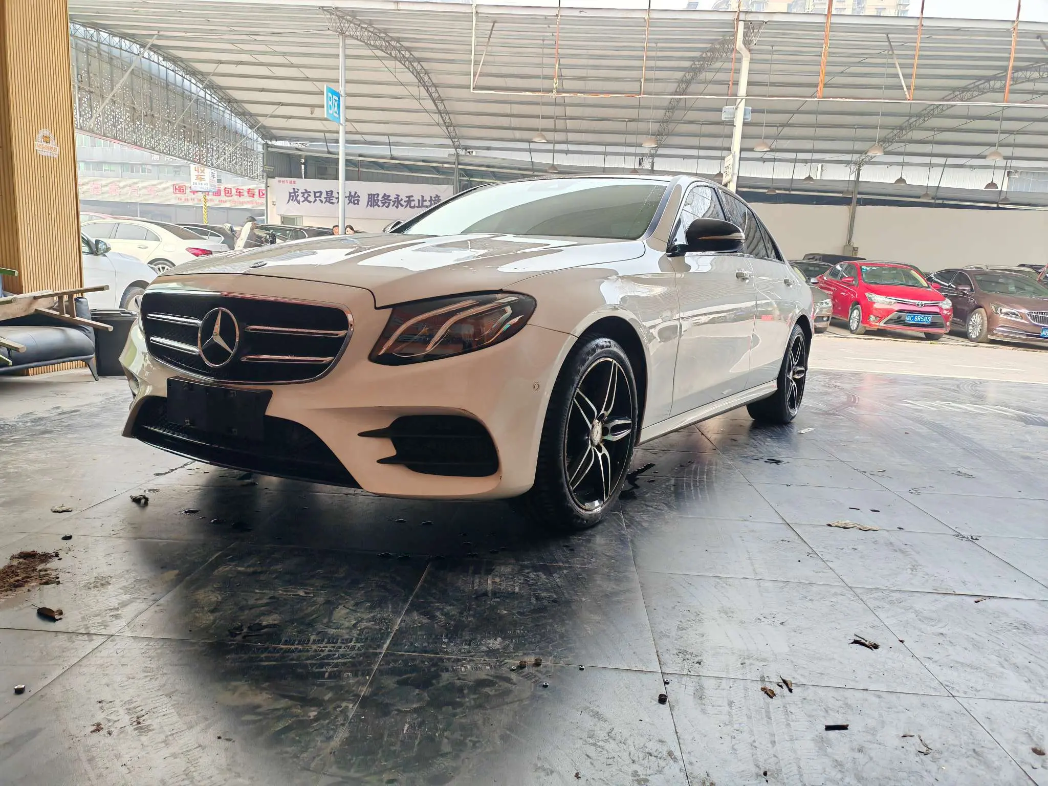 Mercedes-Benz E-Class  из Китая