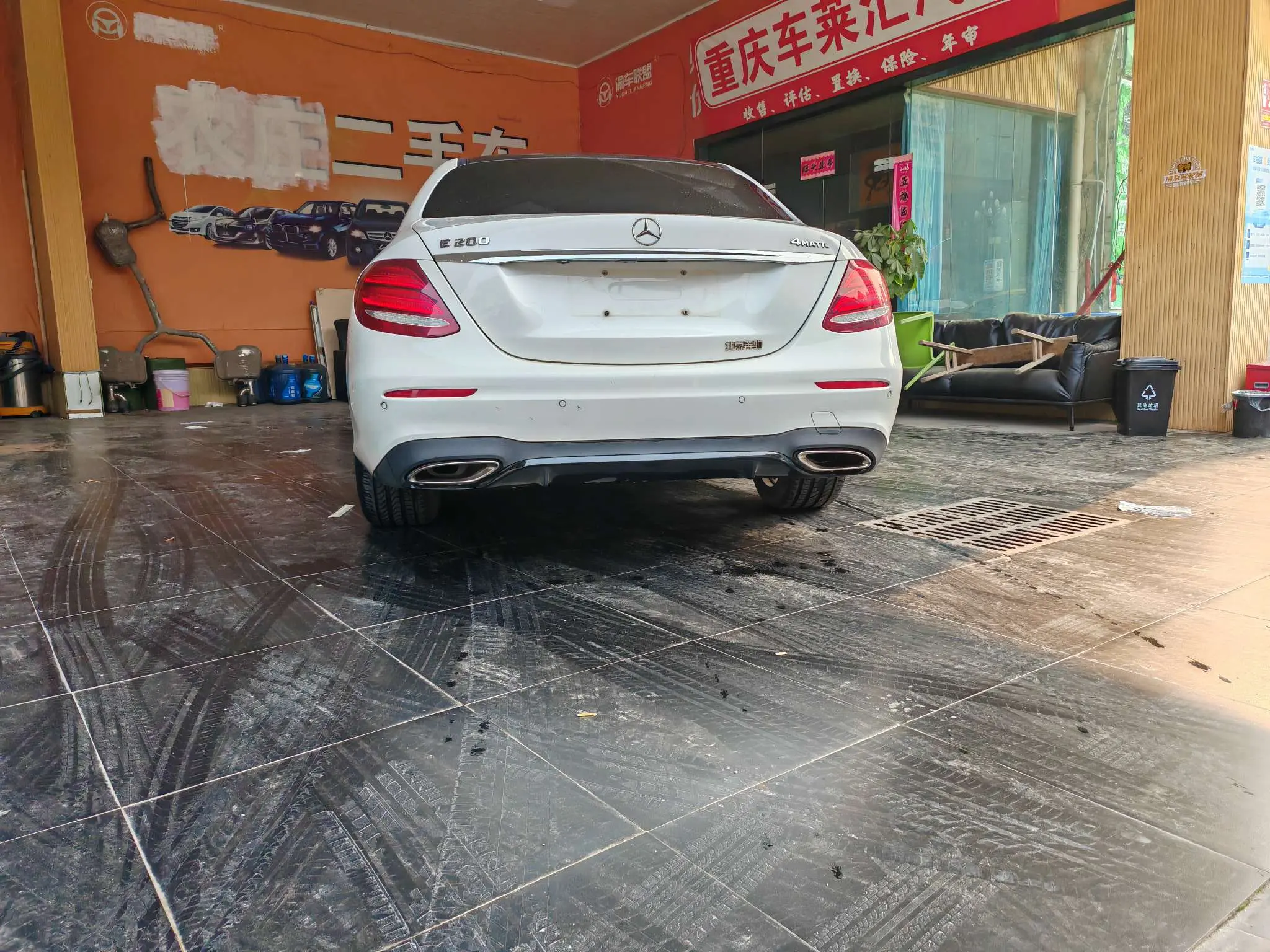 Mercedes-Benz E-Class  из Китая