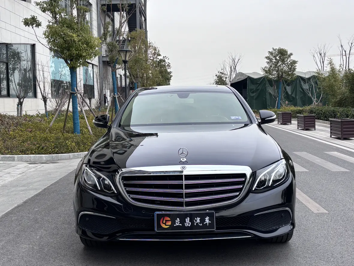 Mercedes-Benz E-Class  из Китая