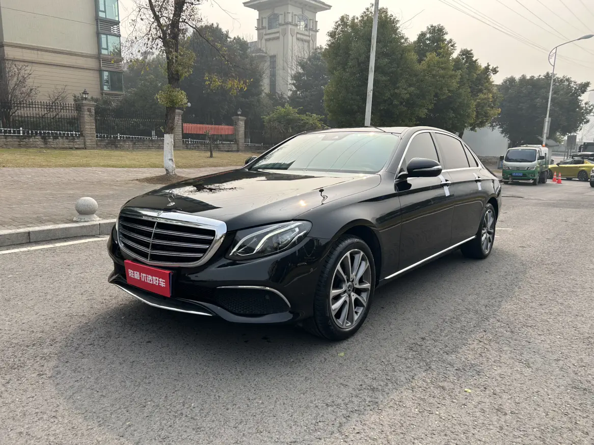 Mercedes-Benz E-Class  из Китая