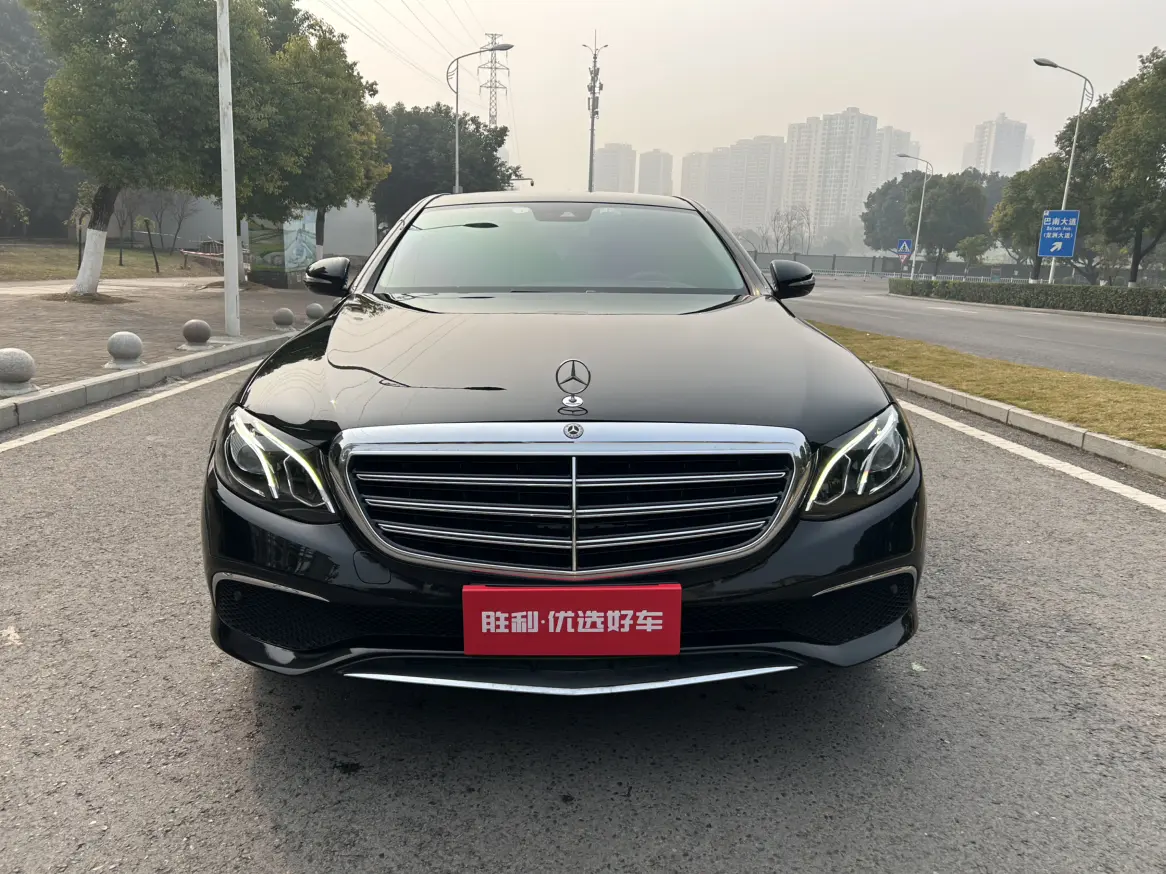 Mercedes-Benz E-Class  из Китая