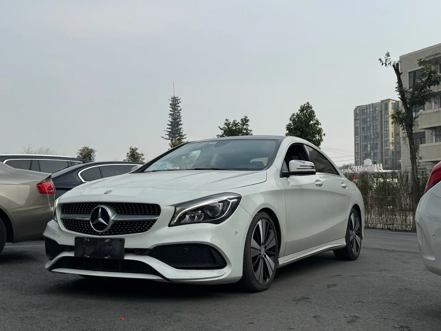 Mercedes-Benz Mercedes CLA  из Китая