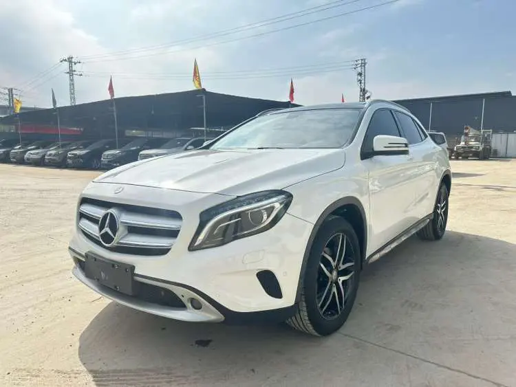 Mercedes-Benz GLA  из Китая