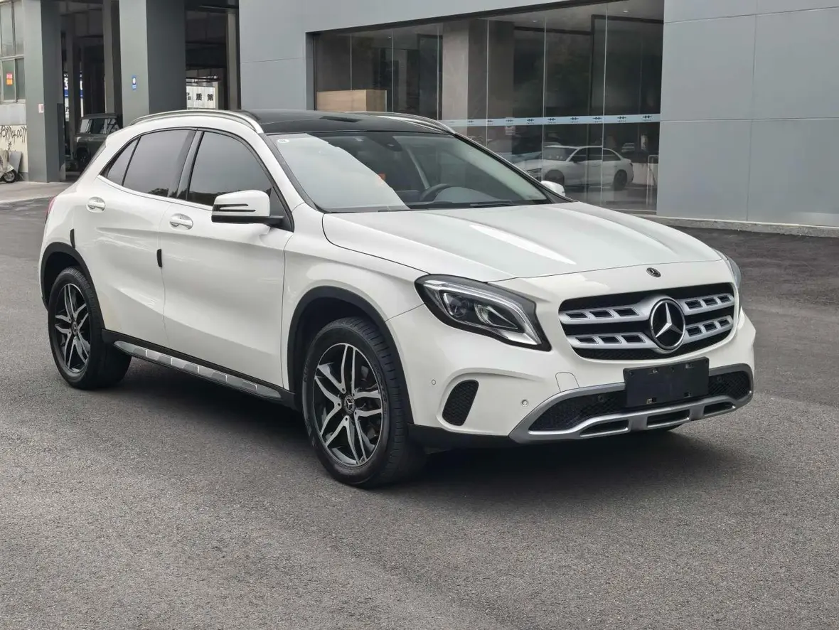 Mercedes-Benz GLA  из Китая