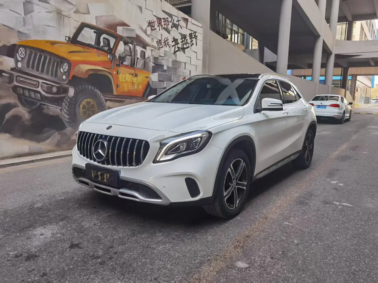 Mercedes-Benz GLA  из Китая