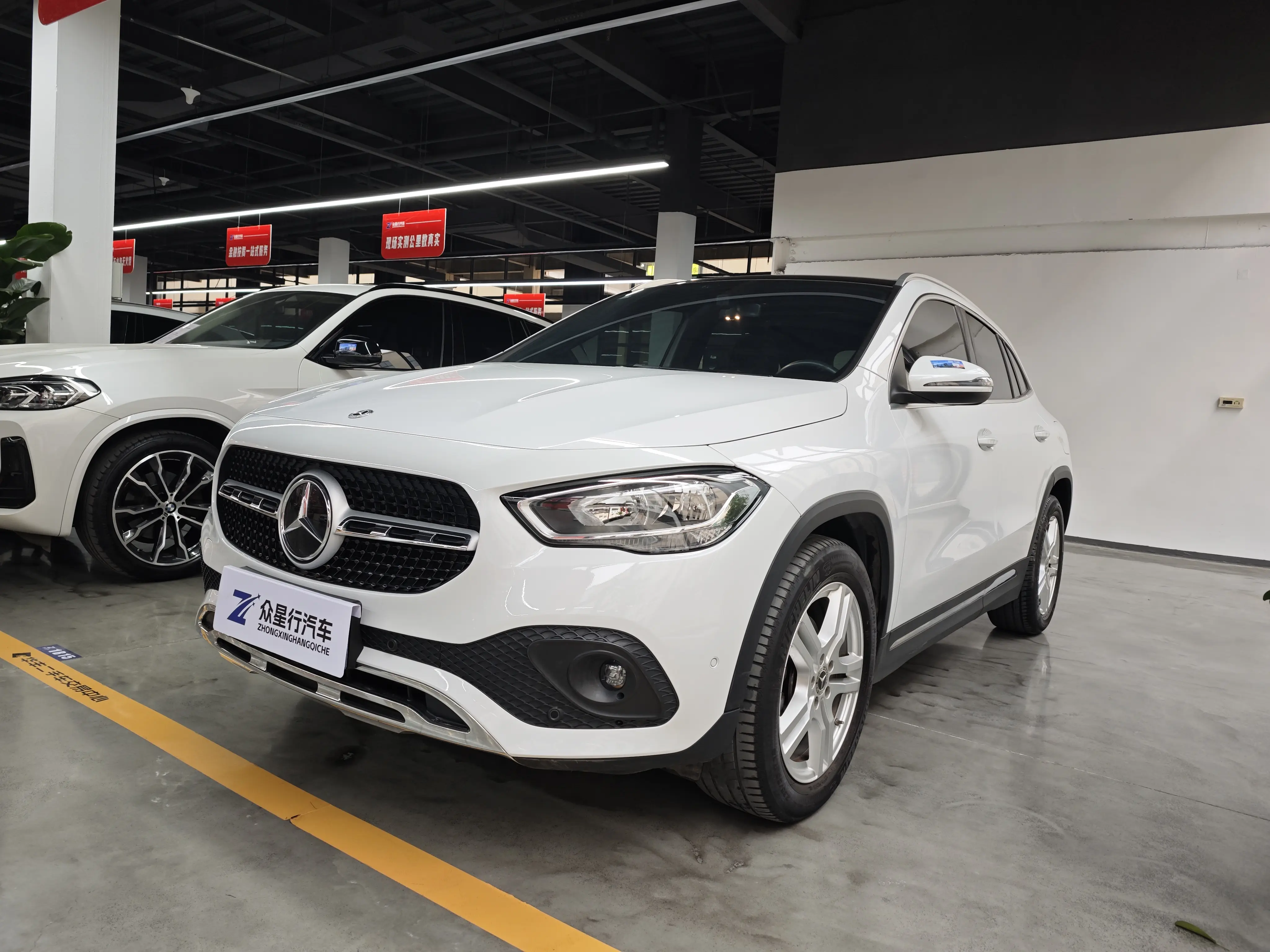 Mercedes-Benz GLA  из Китая