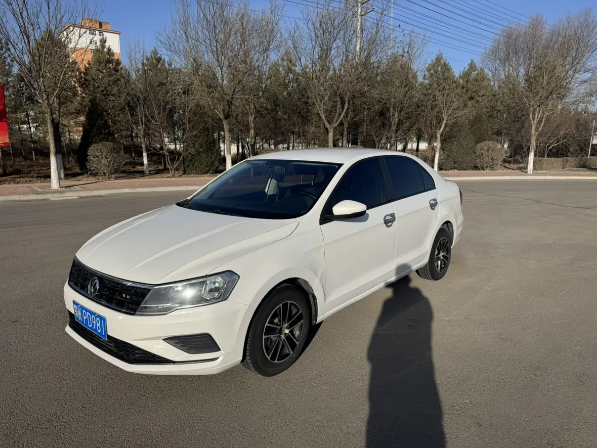 Volkswagen Jetta  из Китая