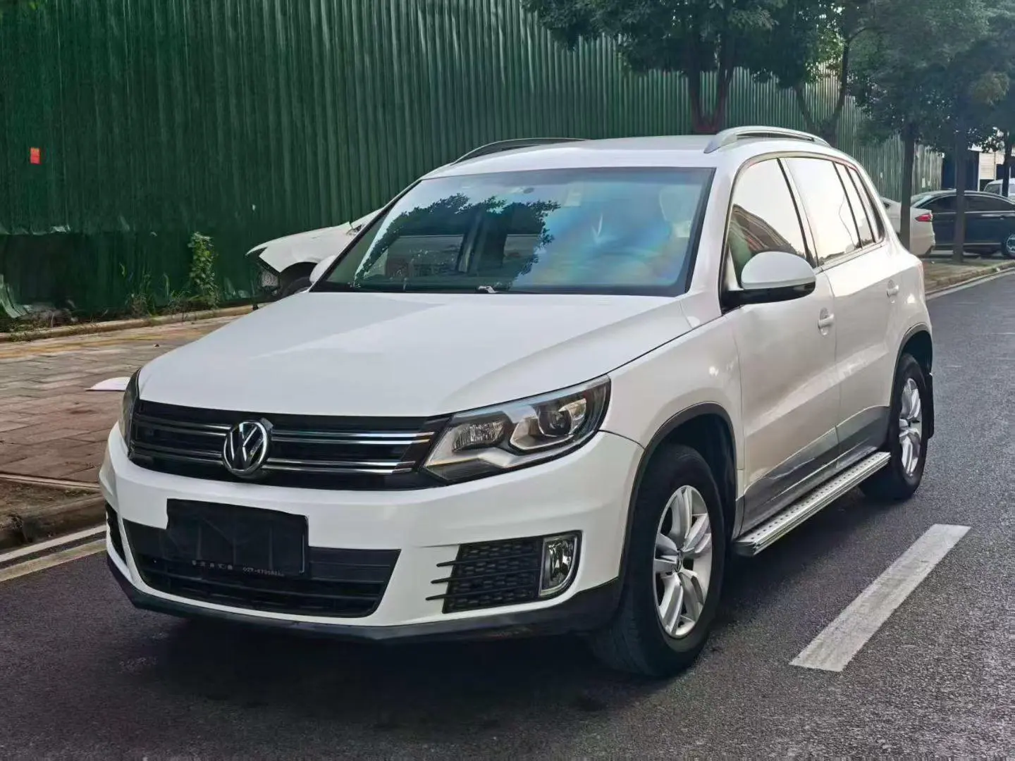Volkswagen Tiguan  из Китая