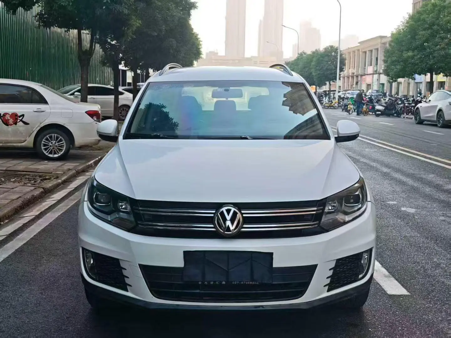 Volkswagen Tiguan  из Китая