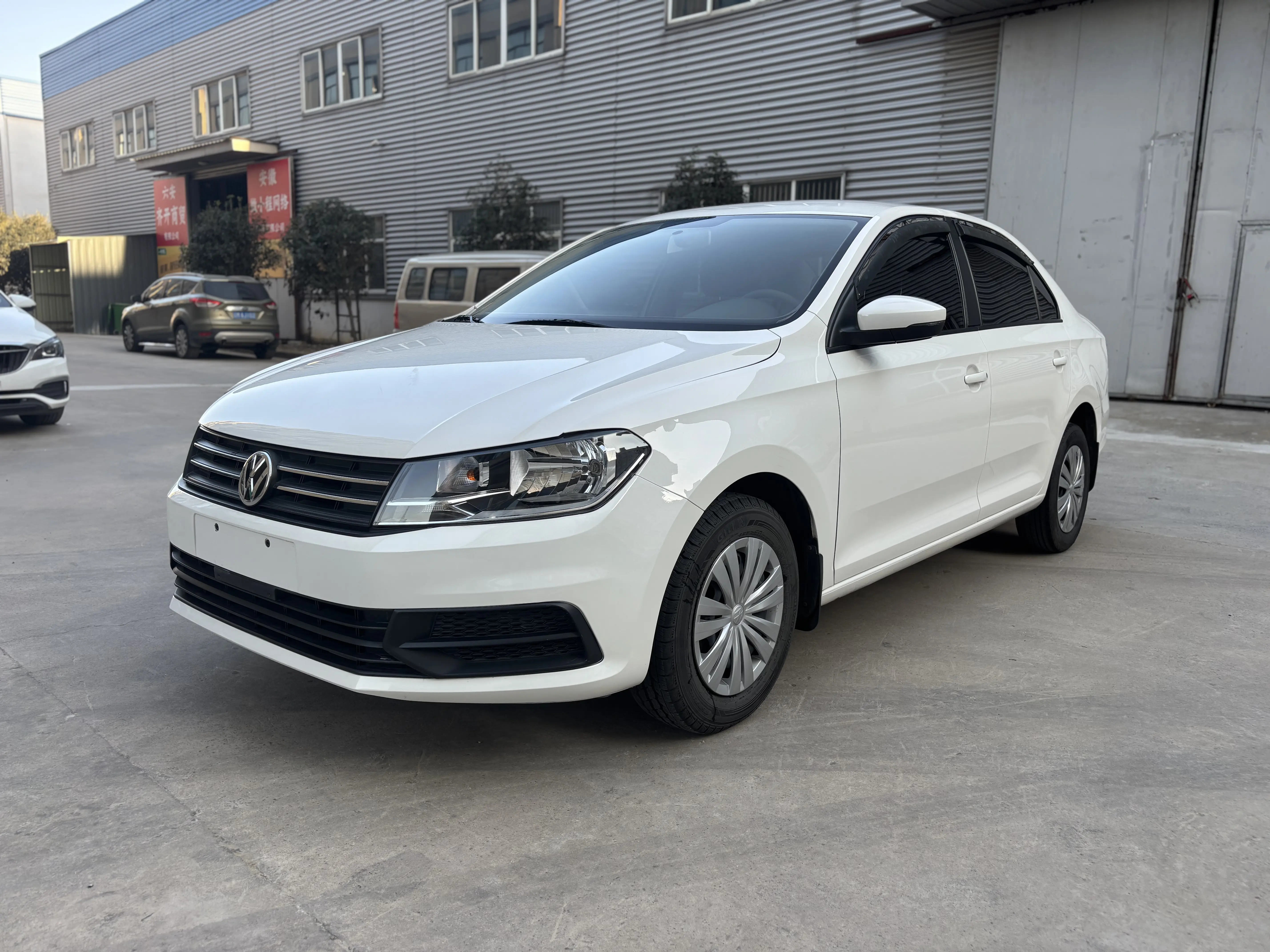 Volkswagen Santana  из Китая