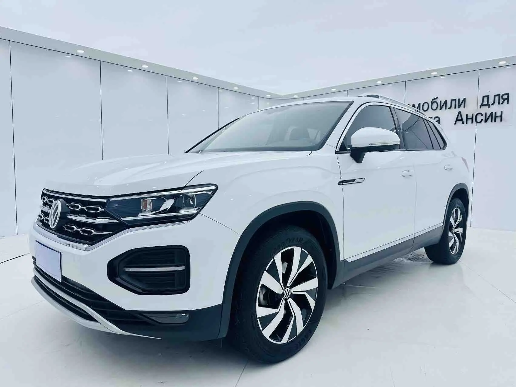 Volkswagen Tayron  из Китая