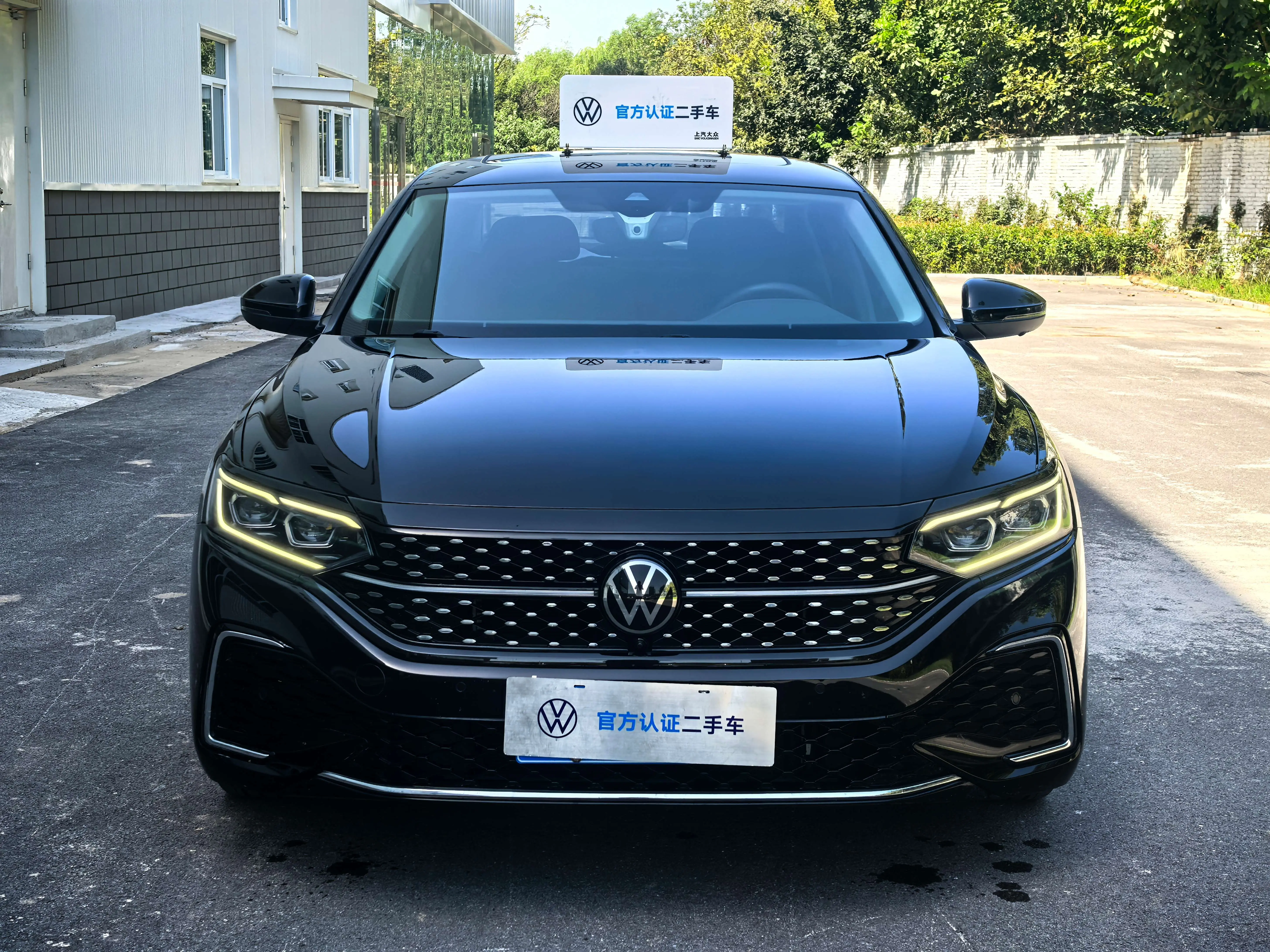 Volkswagen Passat  из Китая