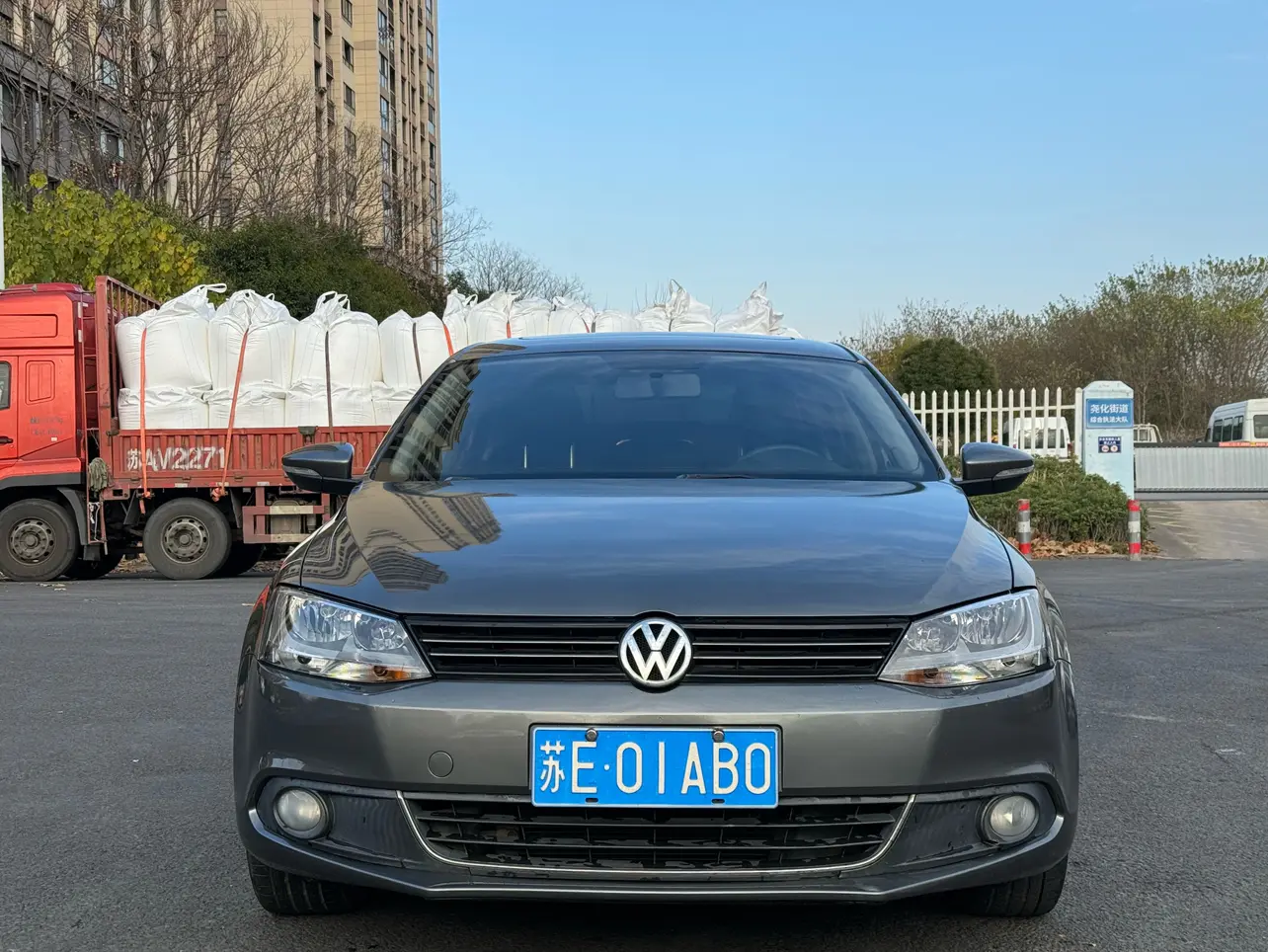 Volkswagen Sagitar  из Китая