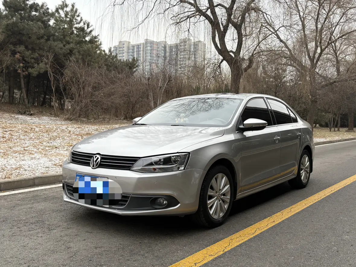 Volkswagen Sagitar  из Китая