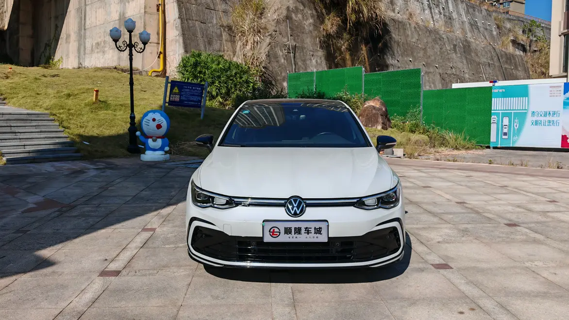 Volkswagen Golf  из Китая
