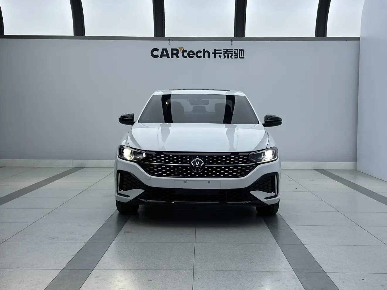 Volkswagen Lavida  из Китая