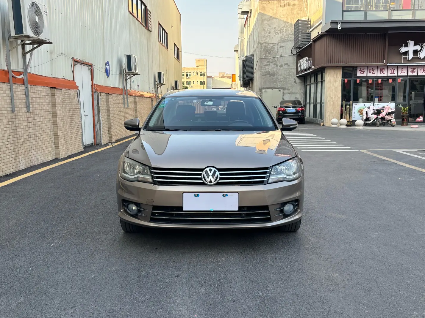 Volkswagen Bora  из Китая