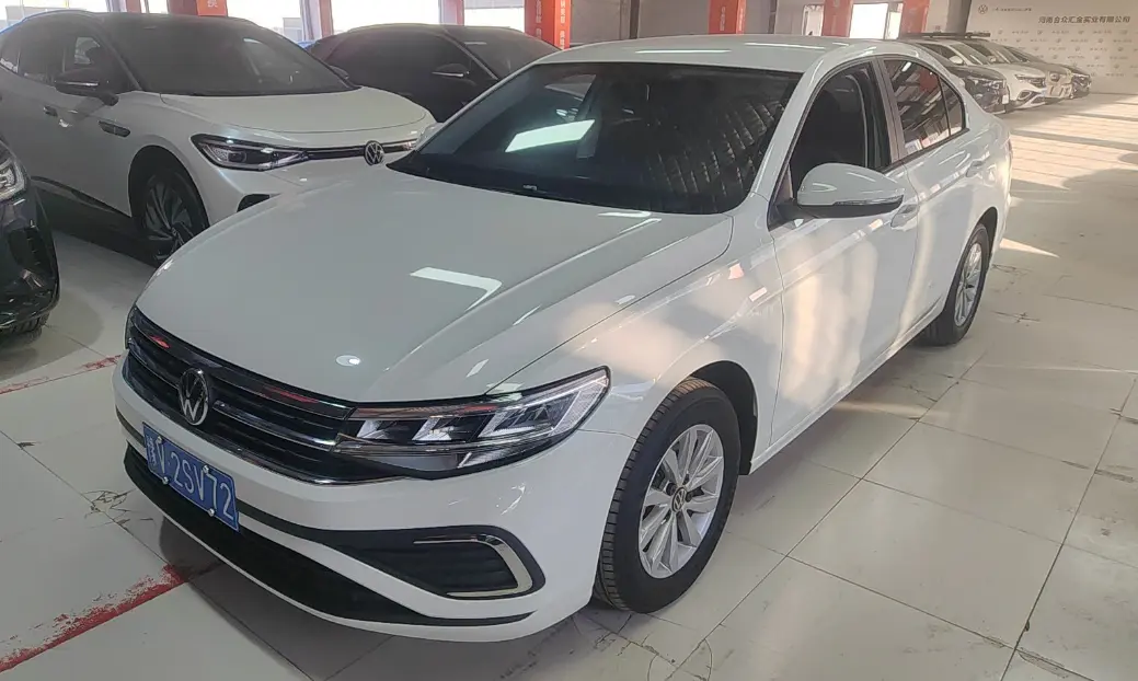 Volkswagen Bora  из Китая