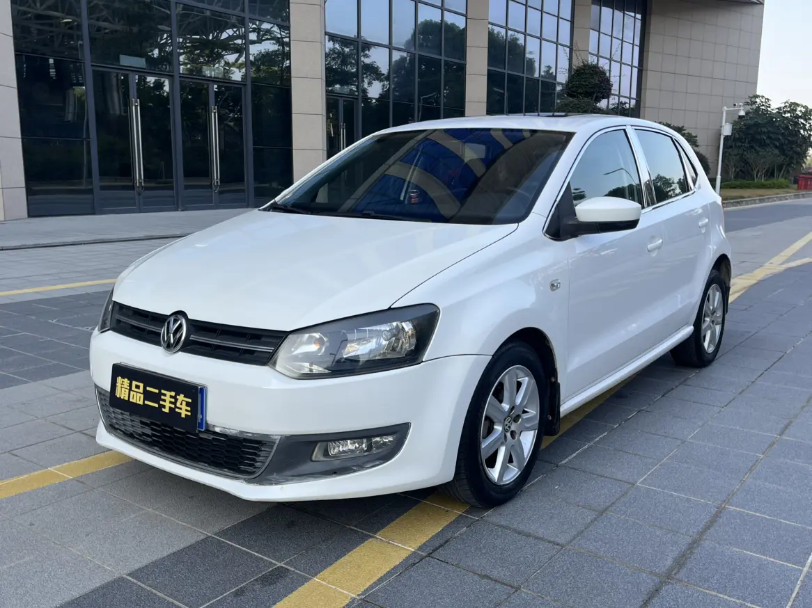 Volkswagen Polo  из Китая