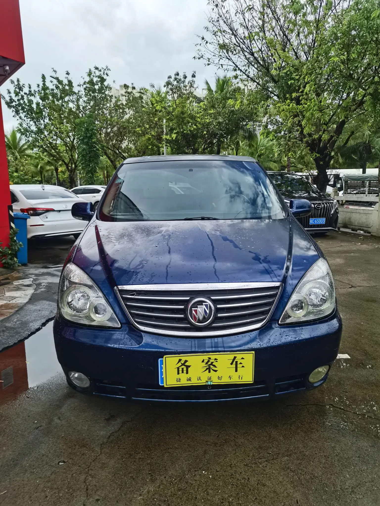 Buick GL8  из Китая