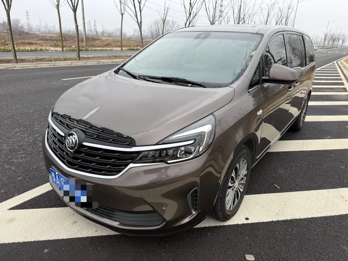 Buick GL8  из Китая