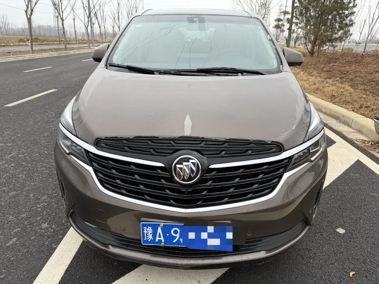 Buick GL8  из Китая