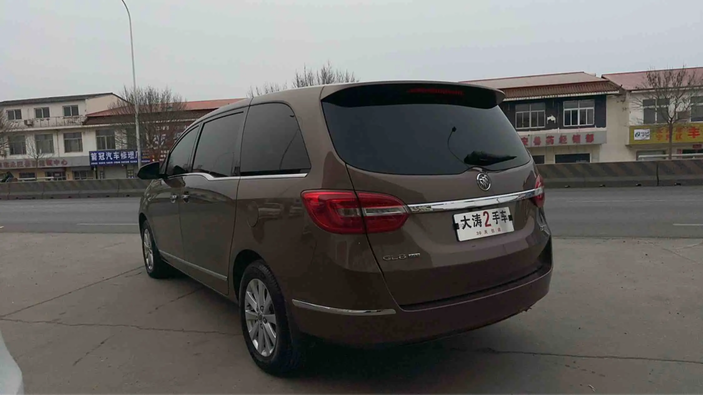 Buick GL8  из Китая