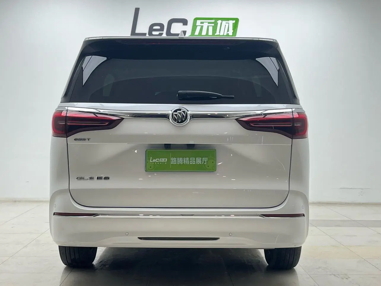 Buick GL8  из Китая