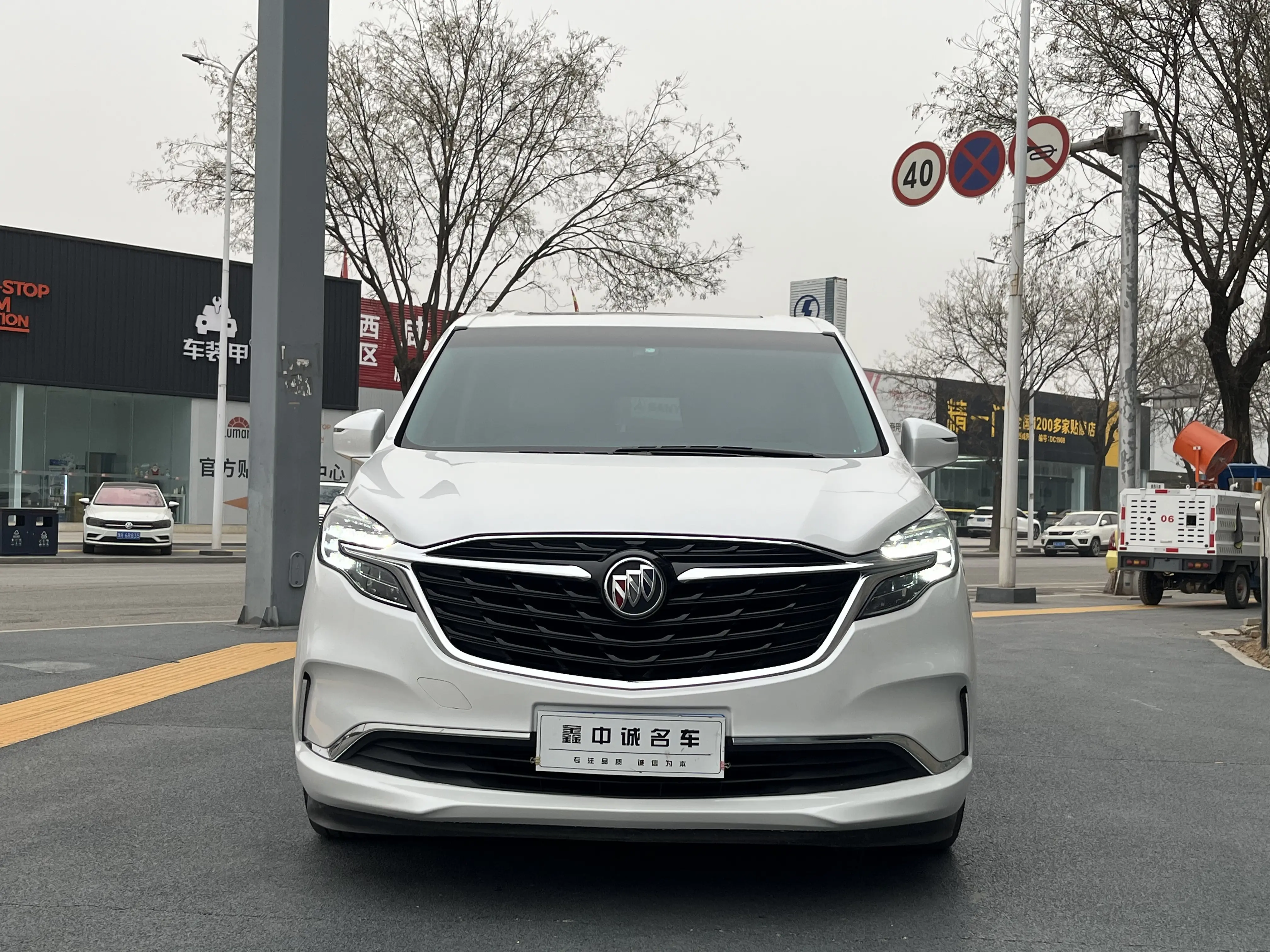 Buick GL8  из Китая