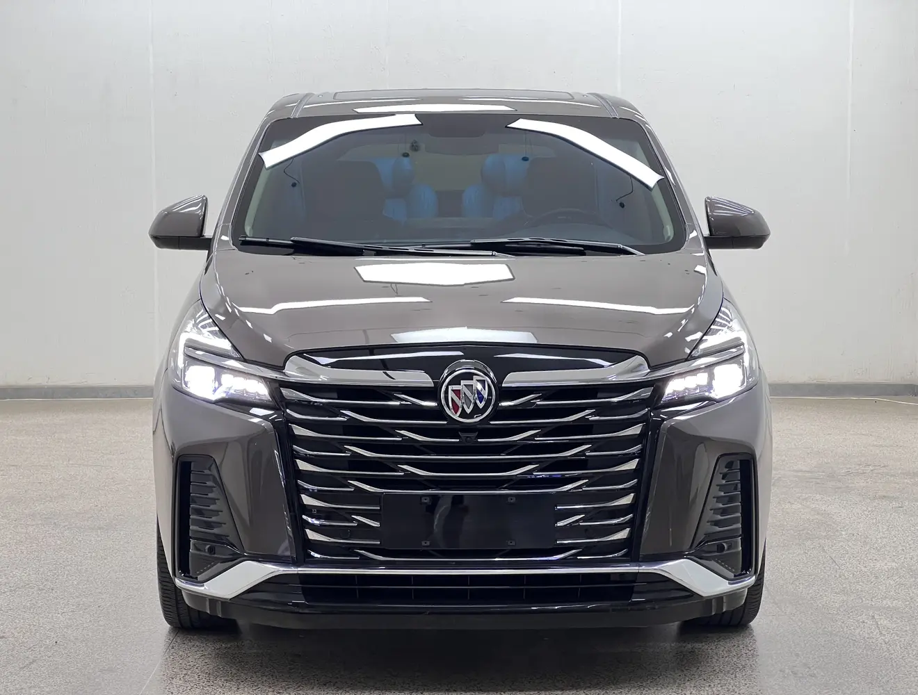 Buick GL8  из Китая