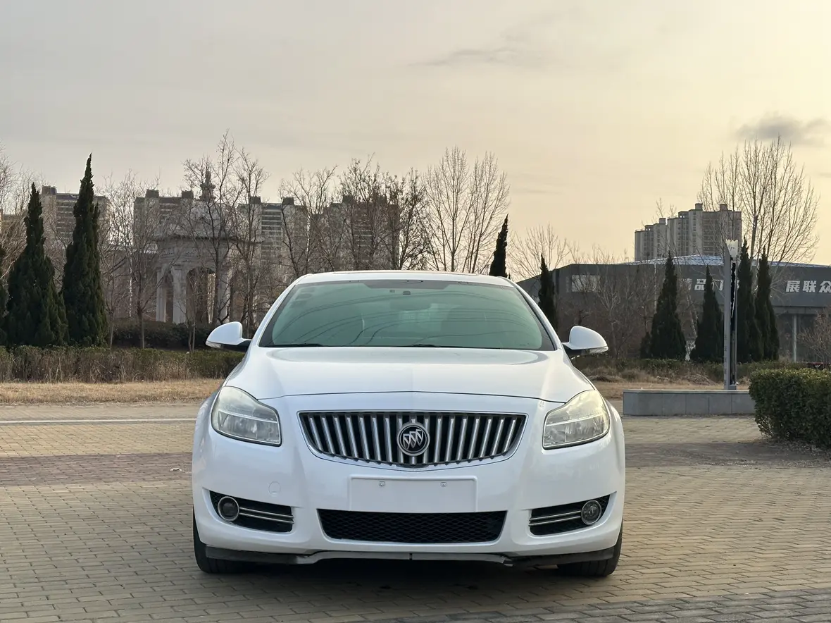 Buick Majesty  из Китая
