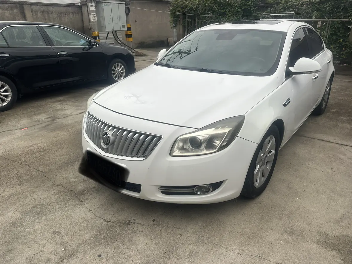 Buick Majesty  из Китая