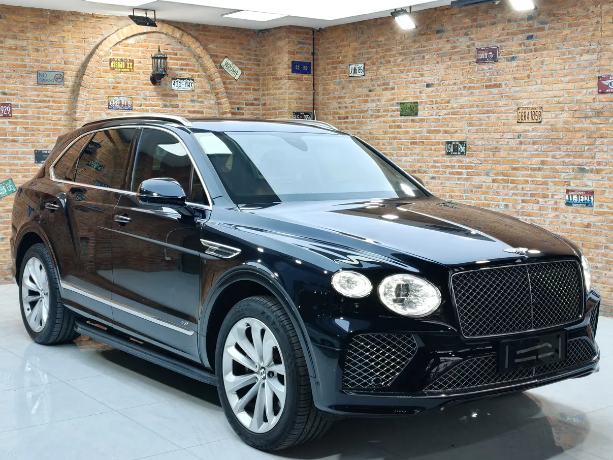 Bentley Bentayga  из Китая
